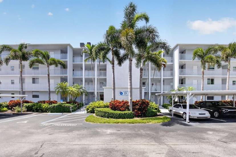 689 NE 6th Court, Boynton Beach FL 33435