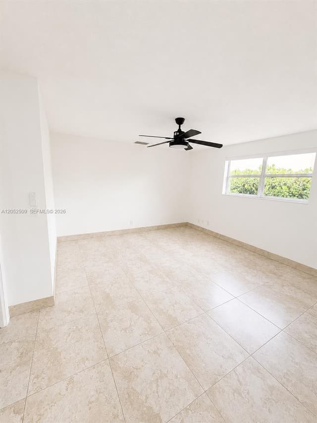 3710 N 54th Ave, Hollywood FL 33021 - Hollywood, FL - Photo 7