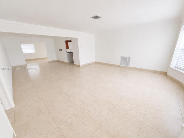 3710 N 54th Ave, Hollywood FL 33021 - Hollywood, FL - Photo 3