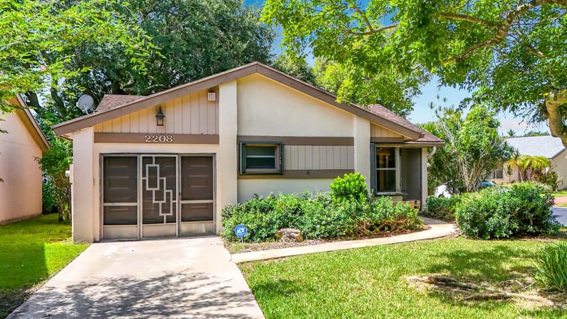 2208 Seagrape Circle, Coconut Creek FL 33066