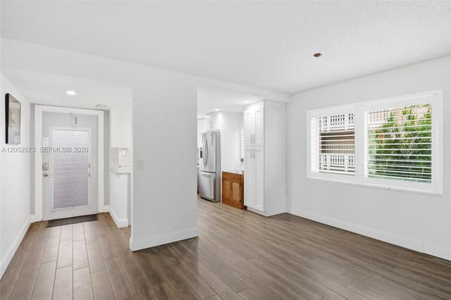 9501 Sunrise Lakes Blvd # 201, Sunrise FL 33322 - Sunrise, FL - Photo 7