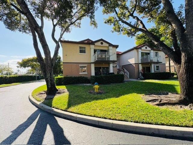 11216 SW 12th St # 104, Pembroke Pines FL 33025 - Pembroke Pines, FL - Photo 3
