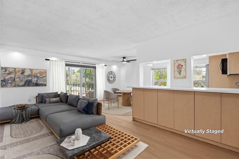 110 Salamanca Ave # 202, Coral Gables FL 33134