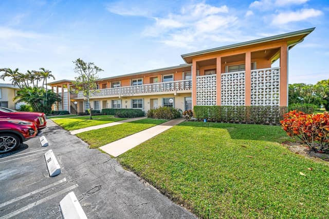 1640 NW 19TH Terrace # 203, Delray Beach FL 33445 - Delray Beach, FL - Photo 2