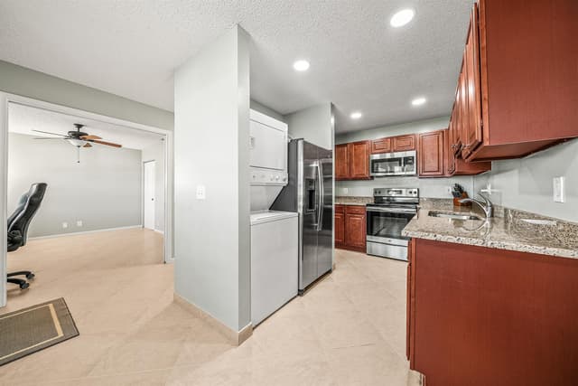 1640 NW 19TH Terrace # 203, Delray Beach FL 33445 - Delray Beach, FL - Photo 6