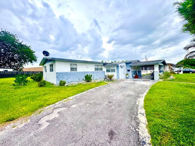 1201 NW 51st Ave, Lauderhill FL 33313 - Lauderhill, FL - Photo 2