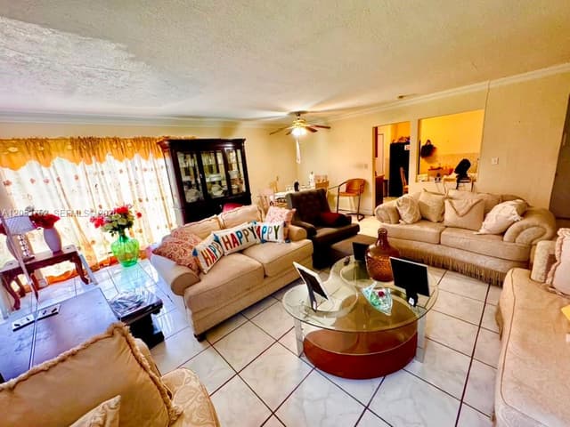 1201 NW 51st Ave, Lauderhill FL 33313 - Lauderhill, FL - Photo 7