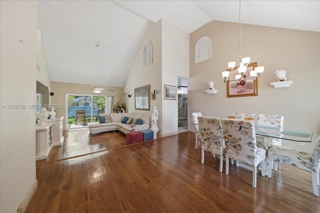 9050 Crescent Dr, Miramar FL 33025 - Miramar, FL - Photo 2