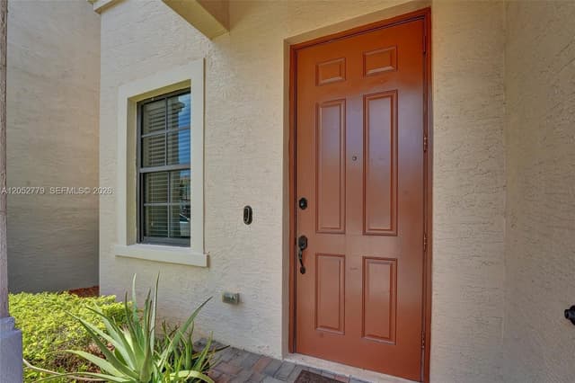 650 NE 191st Ter, Miami FL 33179 - Miami, FL - Photo 3