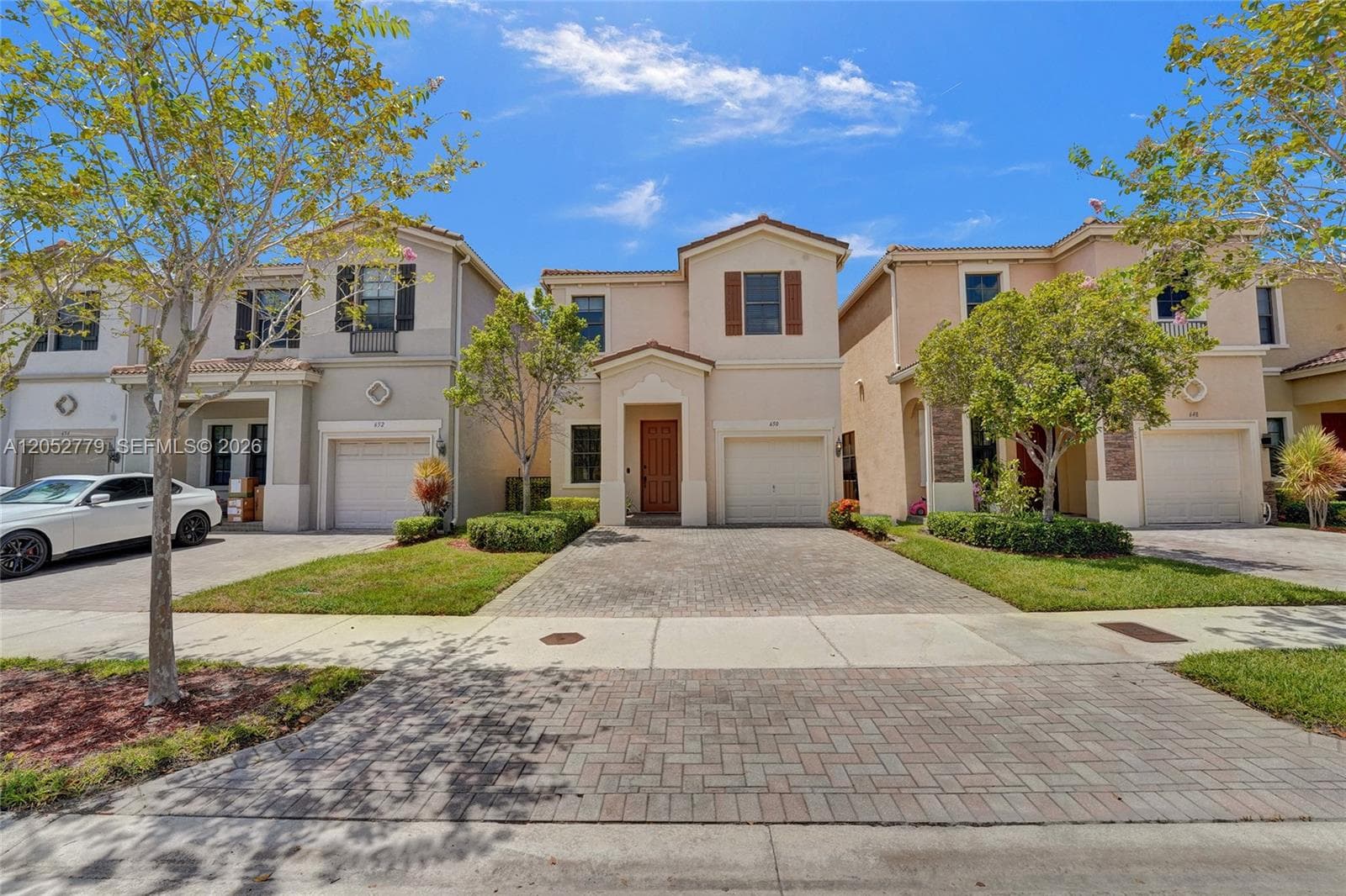 650 NE 191st Ter, Miami FL 33179 - Miami, FL - Photo 1