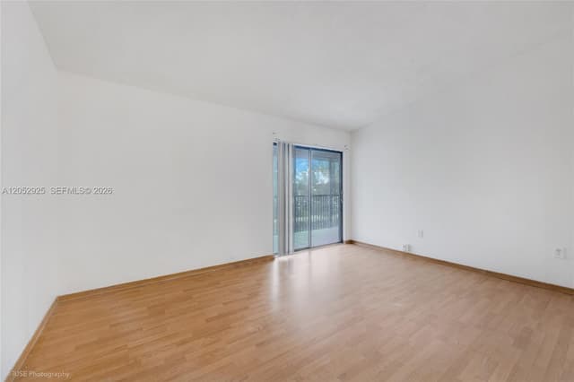 20681 NE 4th Pl # 203, Miami FL 33179 - Miami, FL - Photo 4