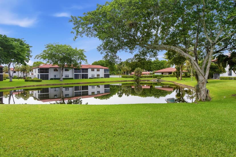 9232 Pecky Cypress Lane # 2G, Boca Raton FL 33428