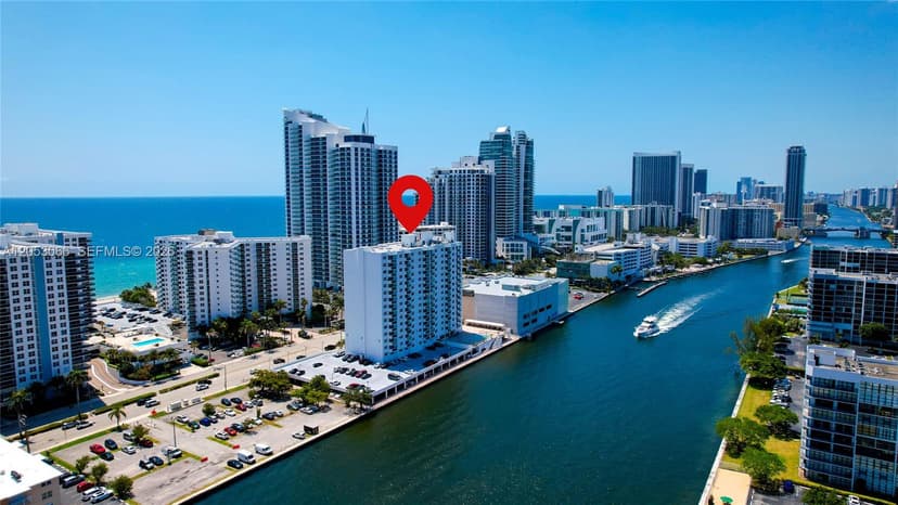 3000 S Ocean Dr # 1516, Hollywood FL 33019