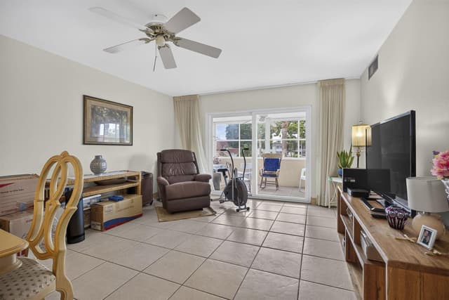 12022 W Greenway Drive # 201, Royal Palm Beach FL 33411 - Royal Palm Beach, FL - Photo 2