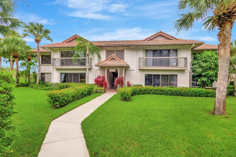 1109 Duncan Circle # 201, Palm Beach Gardens FL 33418