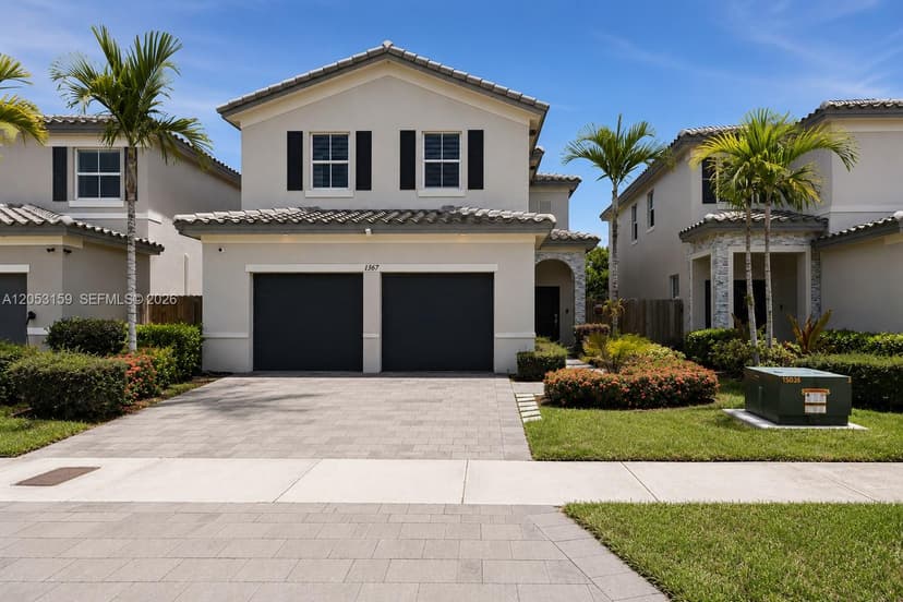 1367 SE 26th Ter, Homestead FL 33035