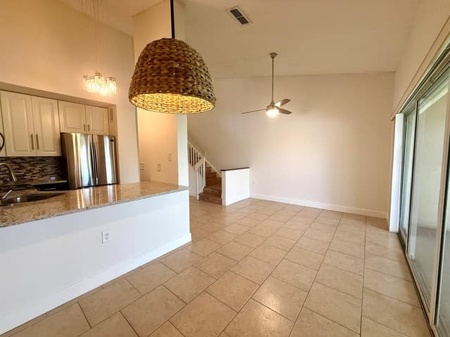 7206 Glenmoor Drive, West Palm Beach FL 33409 - West Palm Beach, FL - Photo 4