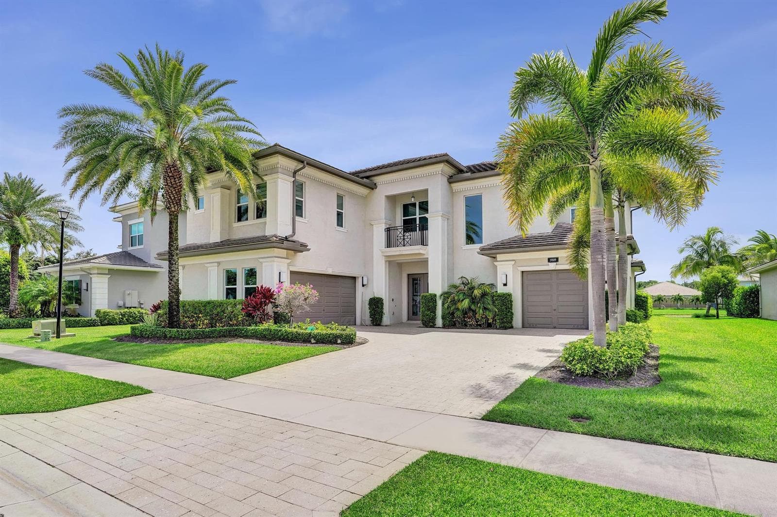 19889 Old Bridgewood Trail, Boca Raton FL 33498