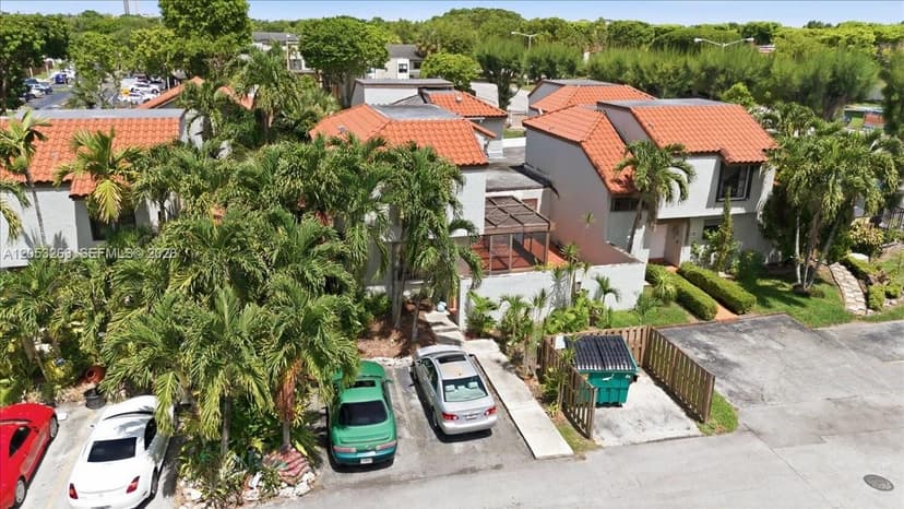 10339 NW 9th St Cir # 2, Miami FL 33172