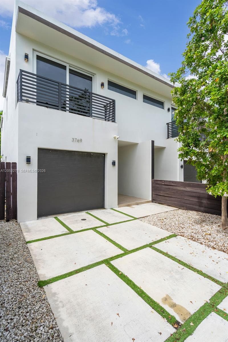 3769 SW 27th Ln # 3769, Miami FL 33134