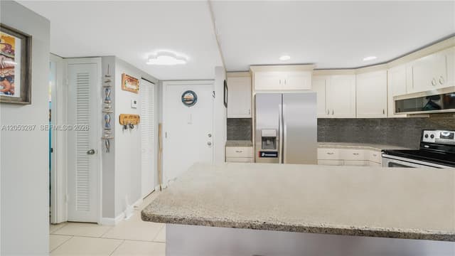 1825 S Ocean Dr # 504, Hallandale Beach FL 33009 - Hallandale Beach, FL - Photo 6