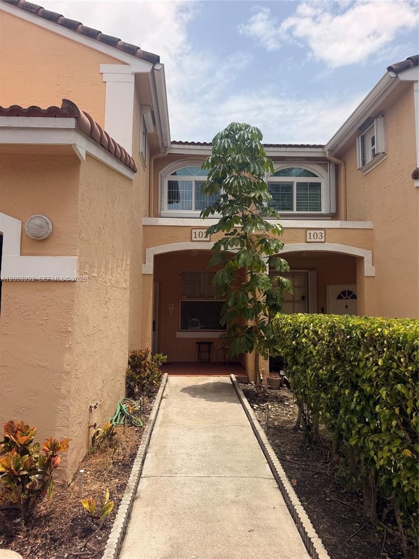 14817 Balgowan Rd # 5, Miami Lakes FL 33016