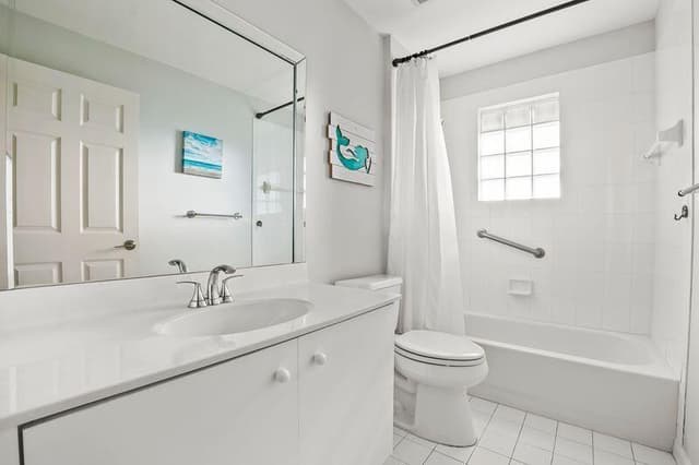 5025 Robino Circle, West Palm Beach FL 33417 - West Palm Beach, FL - Photo 5