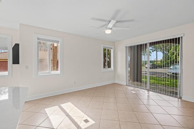 1000 Scotia Drive # 102, Hypoluxo FL 33462 - Hypoluxo, FL - Photo 5