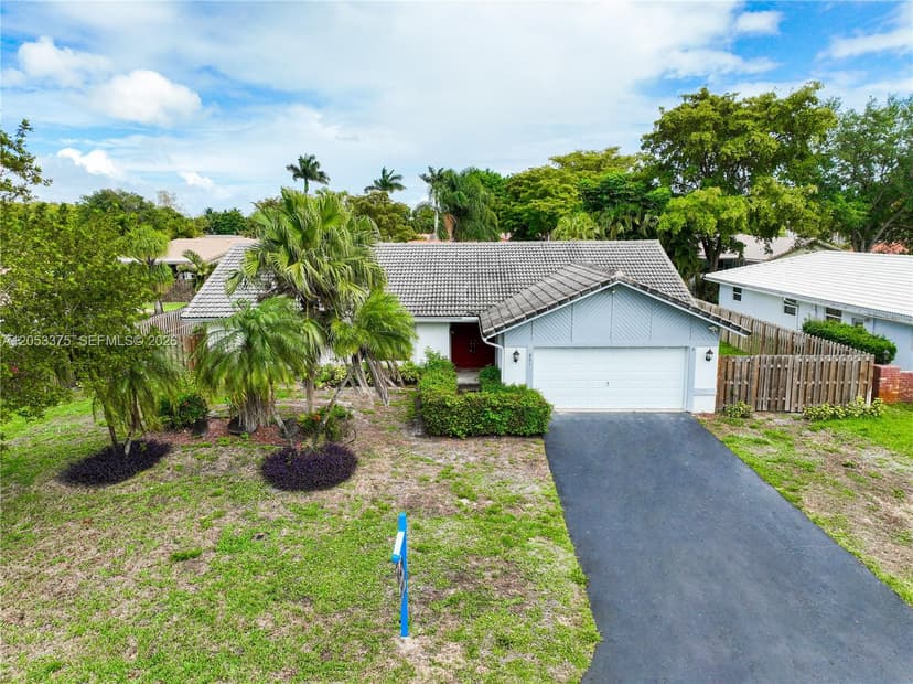 251 NW 92nd Ave, Coral Springs FL 33071