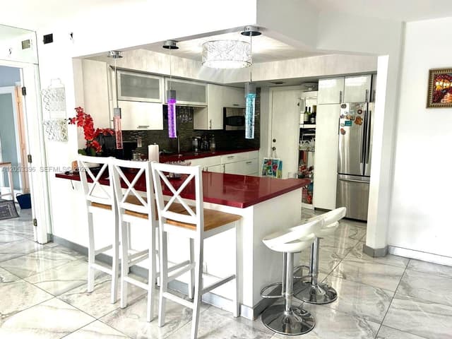300 Diplomat Pkwy # 301, Hallandale Beach FL 33009 - Hallandale Beach, FL - Photo 2