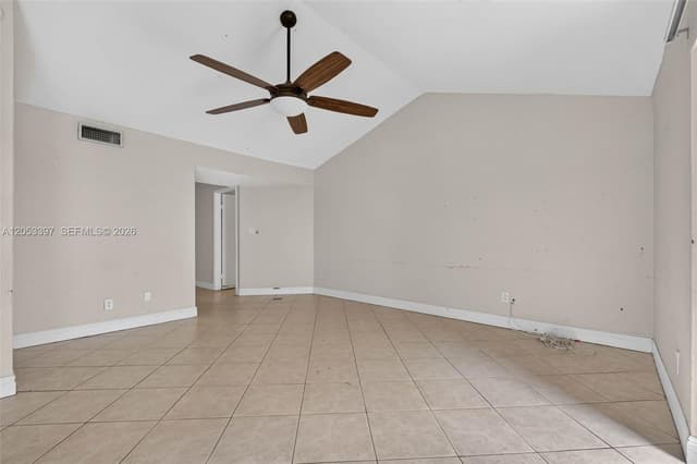 995 Riverside Dr # 120, Coral Springs FL 33071 - Coral Springs, FL - Photo 5