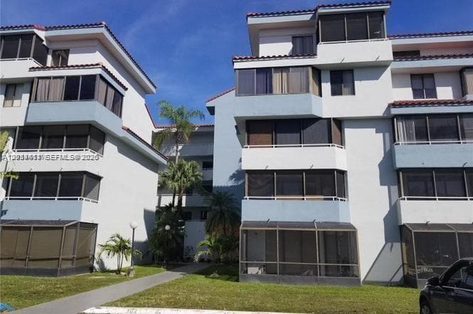 8255 SW 152nd Av # 403, Unincorporated Dade County FL 33193