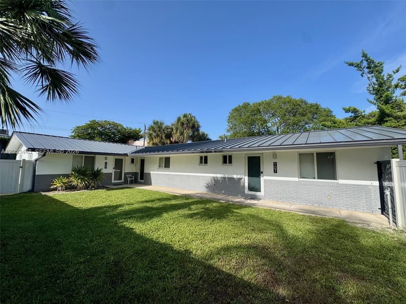 105-107 NE 30th Ct, Wilton Manors FL 33334