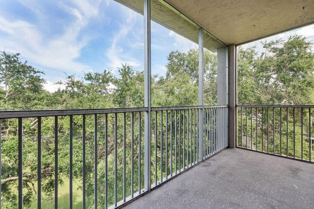 1075 RIVERSIDE Drive # 508, Coral Springs FL 33071 - Coral Springs, FL - Photo 2