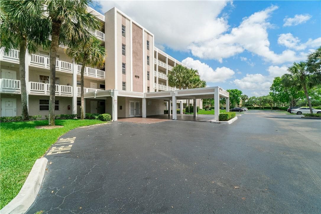 1075 RIVERSIDE Drive # 508, Coral Springs FL 33071 - Coral Springs, FL - Photo 1