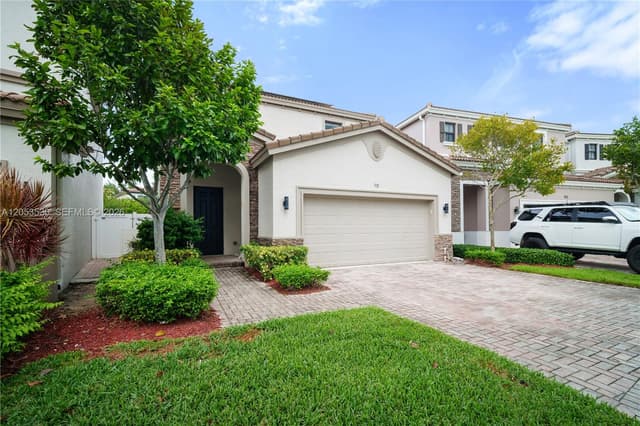 918 NE 191st St, Miami FL 33179 - Miami, FL - Photo 5