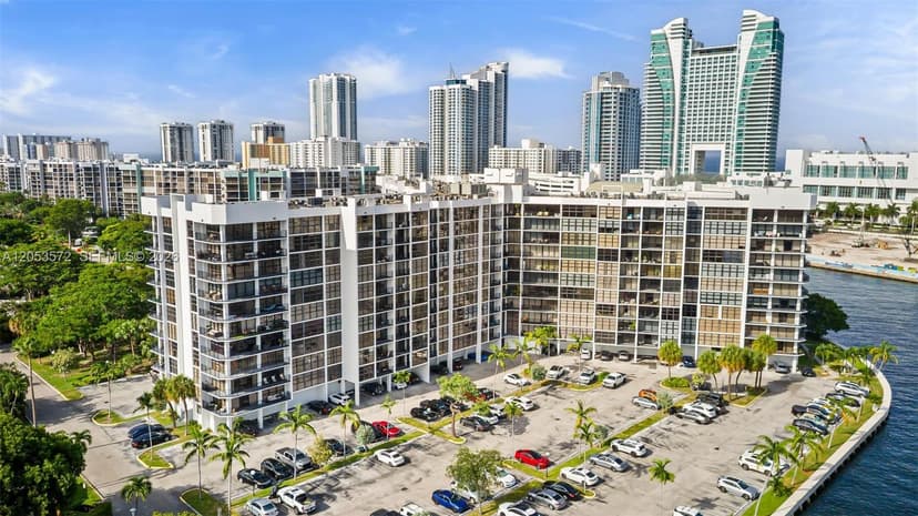 200 Leslie Dr # 930, Hallandale Beach FL 33009