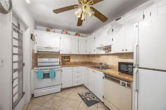 3990 NW 42nd Avenue # 311, Lauderdale Lakes FL 33319 - Lauderdale Lakes, FL - Photo 6