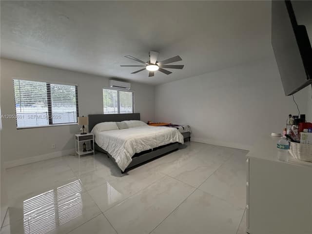 4700 NW 1st Ct, Plantation FL 33317 - Plantation, FL - Photo 7