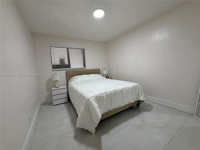 4700 NW 1st Ct, Plantation FL 33317 - Plantation, FL - Photo 4