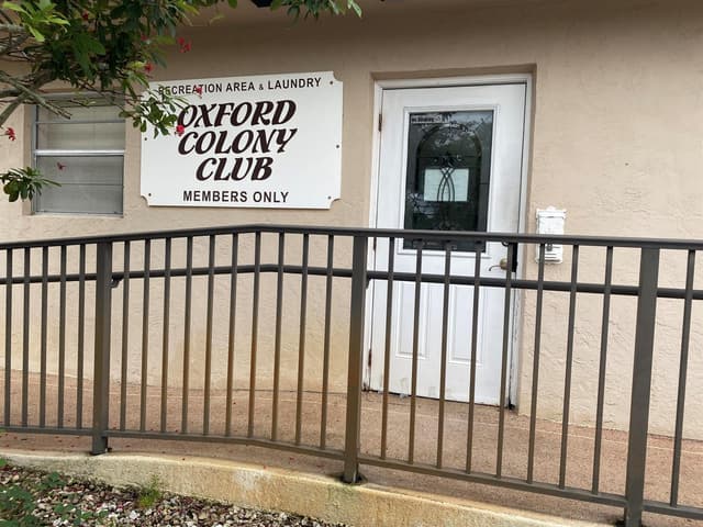 209 OXFORD 200, West Palm Beach FL 33417 - West Palm Beach, FL - Photo 2