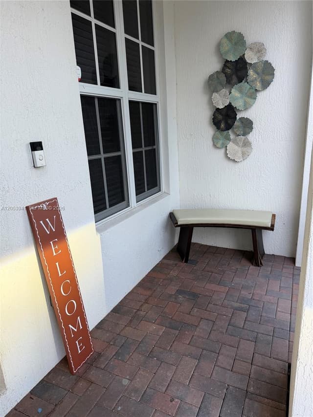 4610 Tara Cove Way, West Palm Beach FL 33417 - West Palm Beach, FL - Photo 2