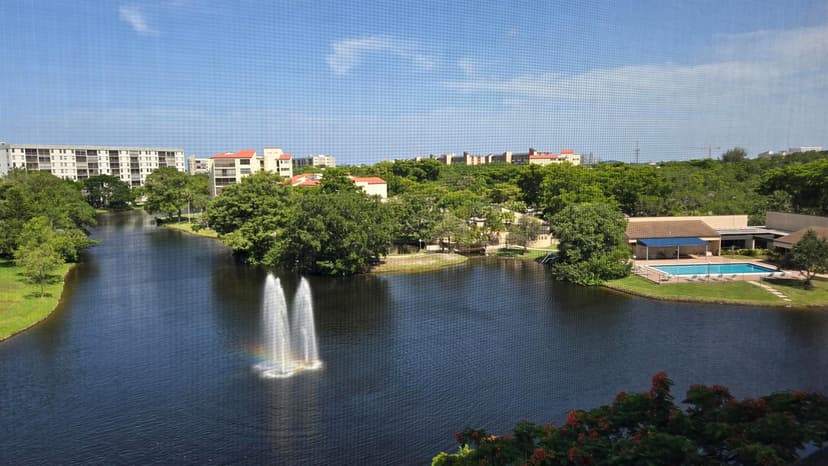 2334 S Cypress Bend Drive # 602, Pompano Beach FL 33069