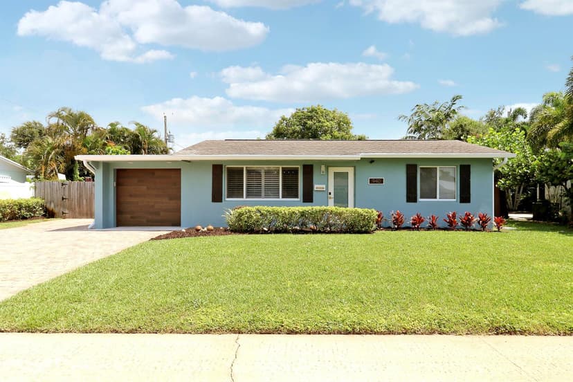 940 Dogwood Road, North Palm Beach FL 33408