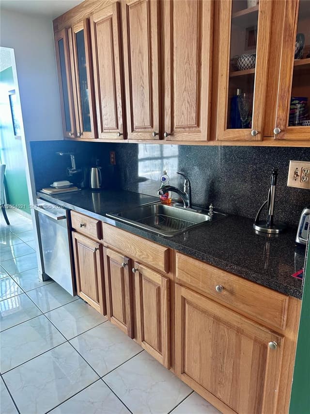 231 174th St # 1905, Sunny Isles Beach FL 33160 - Sunny Isles Beach, FL - Photo 3