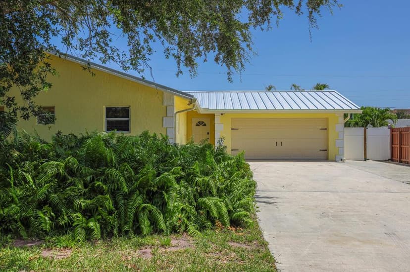 384 NW 23rd Street, Boca Raton FL 33431