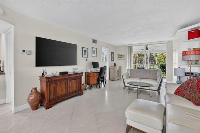 2460 DEER CREEK COUNTRY CLUB Boulevard # A, Deerfield Beach FL 33442 - Deerfield Beach, FL - Photo 7