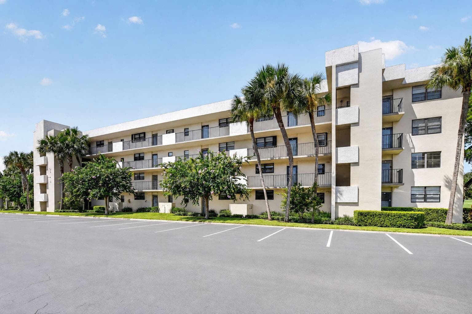 2460 DEER CREEK COUNTRY CLUB Boulevard # A, Deerfield Beach FL 33442 - Deerfield Beach, FL - Photo 1