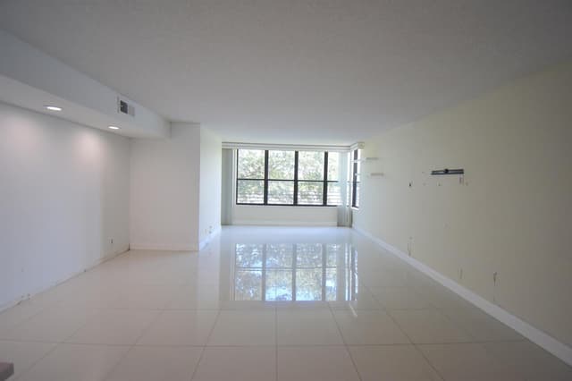 2768 S Carambola Circle S # 302, Coconut Creek FL 33066 - Coconut Creek, FL - Photo 6
