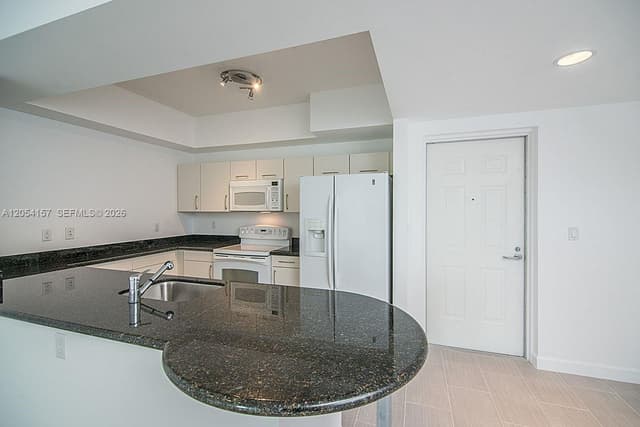 7280 SW 89th St # D502, Miami FL 33156 - Miami, FL - Photo 5